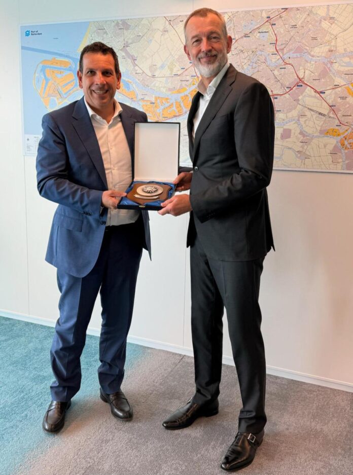 Porti, incontro tra il presidente Adsp Mtcs Raffaele Latrofa e il Ceo del Porto di Rotterdam Boudewijn Siemons