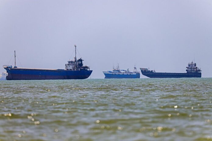 Raid Usa contro Iran: “Risposta agli attacchi di Teheran alle navi nello Stretto di Hormuz”