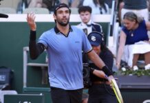 Roland Garros, Berrettini perplesso nel match contro Arnaldi: cos’è successo con l’arbitro