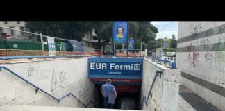 Roma, a pochi passi dalla Nuvola dell’Eur il degrado spinge i cittadini a camminare in strada