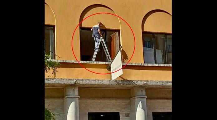 Roma, denuncia su pagina Facebook ‘Morti di lavoro’: “Operaio su scala senza protezioni in sede Federmanager”