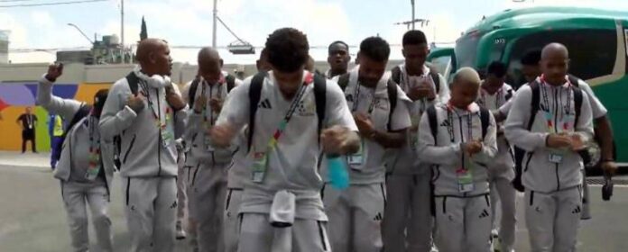 Sudafrica, arrivo show ai Mondiali: canti e balli prima del Messico