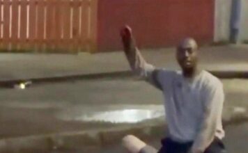 Tenta di decapitare un uomo in strada, choc a Belfast