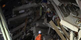 Terremoto colpisce Venezuela, due scosse di magnitudo 7.2 e 7.5: crollano palazzi a Caracas