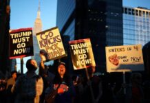 Trump fischiato al Madison Square Garden, i Knicks perdono la gara 3