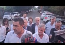 Vannacci a cena con Alemanno: “Meloni può chiamarmi, sono disponibile”