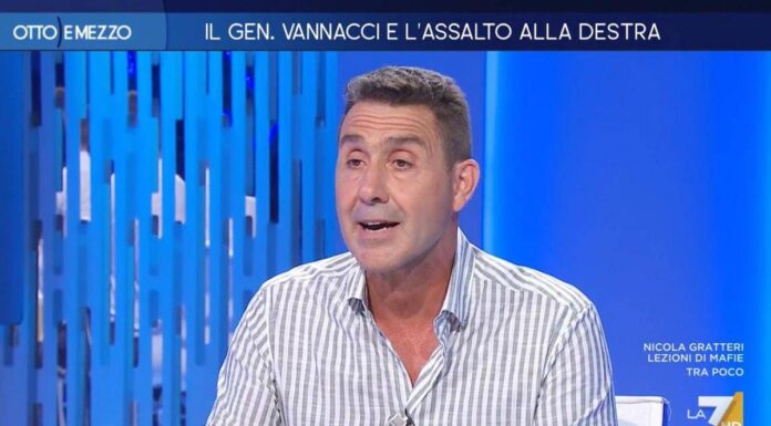 Vannacci promosso in tv da Gruber, Bocchino: “Efficace nella fossa dei leoni”. Per Telese “ha bucato lo schermo”