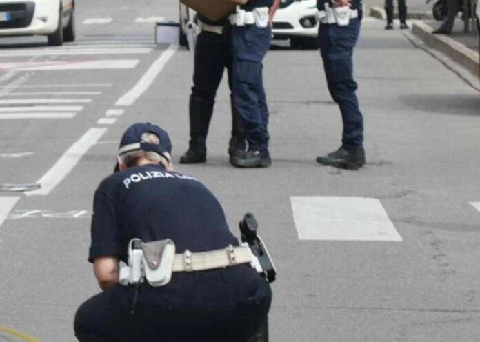 Varese, auto travolge 5 pedoni lungo la statale: morta 17enne, 4 feriti gravi