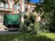 Cade enorme ramo nel cortile di una scuola a Vicenza: edificio interdetto e verifiche in corso caduta ramo albero bagolareo scuola zanella vicenza