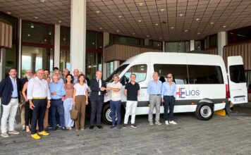 Un pulmino per favorire inclusione e autonomia: la donazione di ELIOS ETS ai Centri Diurni di Bassano Centri Diurni di Bassano