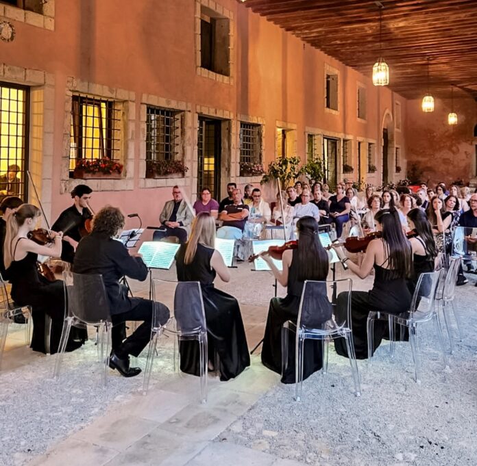 rotonda concerto Note in Villa