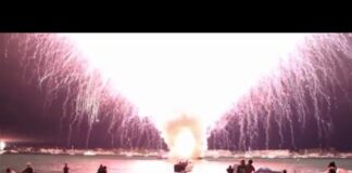 4 luglio negli Usa, i fuochi si accendono tutti insieme: la maxi esplosione – Video