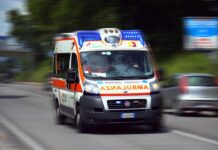 Belluno, cerca pezzi dello specchietto retrovisore in galleria: investito e ucciso 79enne
