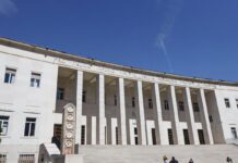 Bolzano, crollato il tetto del tribunale