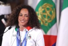 Brignone: “Sogno un figlio, dopo lo sci girerò il mondo in surf. Popolare come Sinner? Lui ha il jet, io prendo Ryanair”