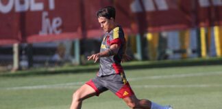 Cannes-Roma 3-3, non basta la doppietta di Dybala e il gol di Malen, espulso Wesley