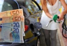 Caro carburanti, caccia alle risorse: extra-gettito Iva non risolverebbe nodo coperture