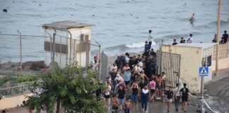 Ceuta, crisi migratoria o guerra ibrida? Tutte le domande (e le contraddizioni) aperte