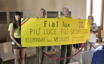 Illuminazione pubblica Via Vespucci, dopo pressing Comitato Albera interrogazioni di Giacomin e Sorrentino attendo risposta in Consiglio comunale Comitato albera lampioni via vespucci villaggio del sole