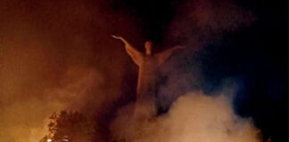 Fiamme lambiscono statua Cristo a Maratea. Bardi: ”Attacco a simbolo Basilicata nel mondo, punire responsabili dello scempio”