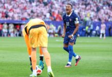 Francia-Paraguay 1-0, la sintesi di Mbappé: “Abbiamo messo le mani nella m…”