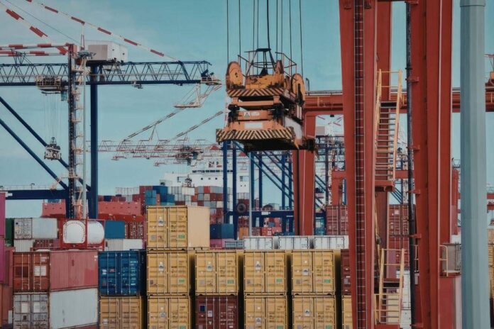 Il Canada sfida Trump: scattano i dazi contro gli Usa