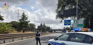 Incendio a via Laurentina, chiuso il Grande Raccordo Anulare nel pomeriggio