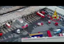 Incendio al deposito Bartolini, la nube nera avvolge Milano – Video