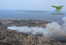 Incendio in Sardegna, evacuate suore e famiglia a San Gregorio