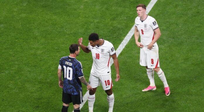 Inghilterra-Argentina, lite tra Messi e Bellingham: rissa in campo