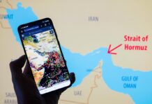 Iran, Centcom: “Intercettati missili contro forze Usa in Medio Oriente”. Teheran: “Colpite e fermate tre petroliere a Hormuz” – Diretta