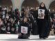 Iran-Usa, colloqui in pausa per i funerali di Khamenei: attese milioni di persone