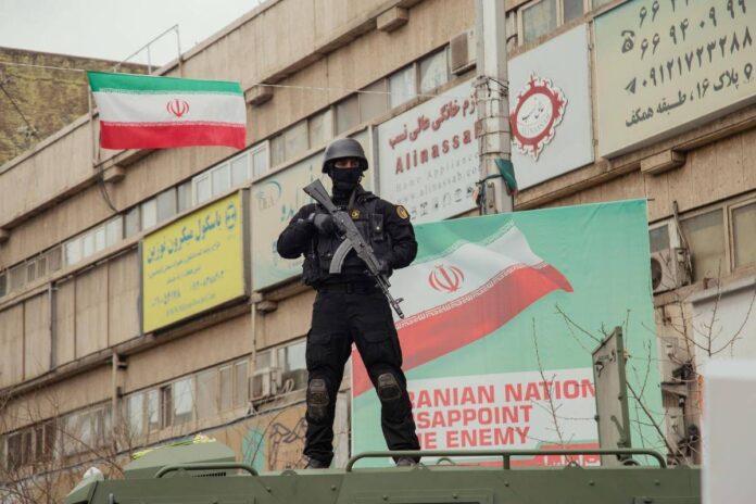 Iran, capo esercito: “30.000 dollari per ogni militare Usa catturato o ucciso”