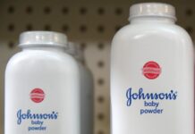 Johnson & Johnson offre 5,5 miliardi di dollari per risolvere le cause sul talco