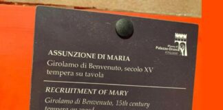 La Madonna ‘assunta’… ma al lavoro: il refuso al museo di Pitigliano diventa un caso virale