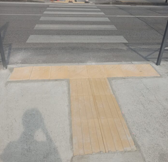 Lavori+pensilina+2 percorsi Loges