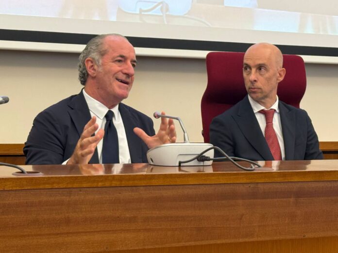 Luca Zaia in Commissione Giustizia della Camera per il Tribunale della Pedemotana affianco al presidente dell'organo, l'onorevole Ciro Maschio Luca Zaia Tribunale della Pedemotana