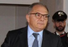 Mafia, la denuncia di de Lucia: “Sistema carcerario non funziona. Boss continuano a comandare”