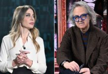 Marzullo intervista Fagnani in piazza, botta e risposta con scintille: “Domanda inopportuna”