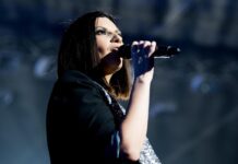 Mondiali, Laura Pausini, Robbie Williams e Tom Cruise protagonisti della cerimonia di chiusura