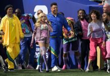 Mondiali, critiche su Madonna: “È in playback”. E Brad Pitt tifa Argentina
