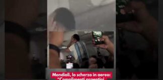 Mondiali, lo scherzo in aereo: “Complimenti argentini, siete i campioni”