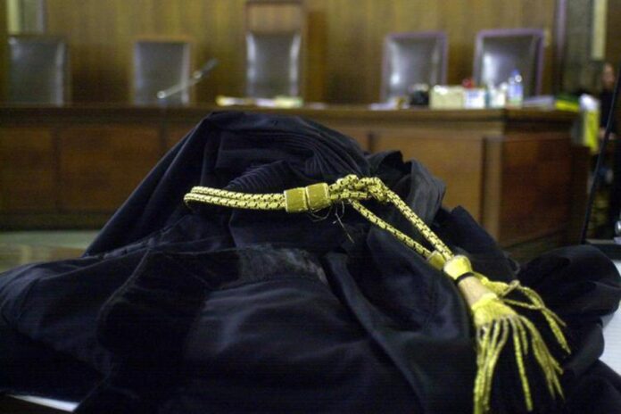 Niente ricorso in Cassazione per tabaccaio condannato per aver ucciso ladro, definitiva condanna a 1 anno e 8 mesi