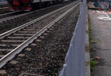 Operaio scivola sui binari, travolto e ucciso da treno a San Giorgio di Nogaro