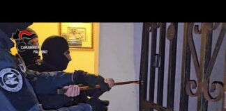 Palermo, sgominata la “banda dei Kalashnikov”, 15 fermi