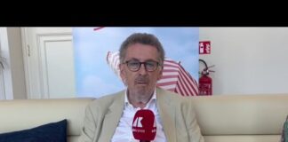 Robert Powell ricorda il suo ‘Gesù di Nazareth’ con Zeffirelli: “Sul set una truccatrice scoppiò a