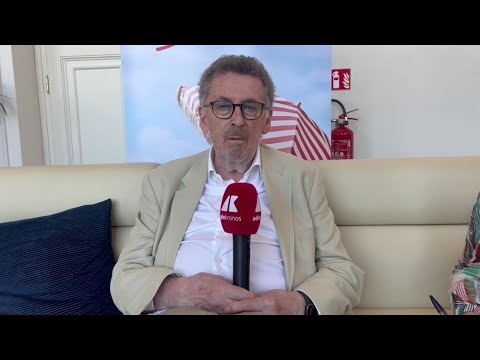 Robert Powell ricorda il suo ‘Gesù di Nazareth’ con Zeffirelli: “Sul set una truccatrice scoppiò a