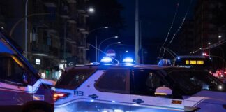 Roma, due somali aggrediti da 10 ragazzi a San Lorenzo e feriti a coltellate: al vaglio telecamere