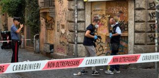 Roma, lite con spari in strada a Trastevere: ferito un 26enne