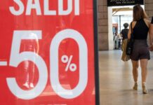 Saldi: il calendario Regione per Regione con le date ufficiali e le sanzioni per violazioni regole